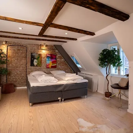 Lägenhet 2br Historic Penthouse *